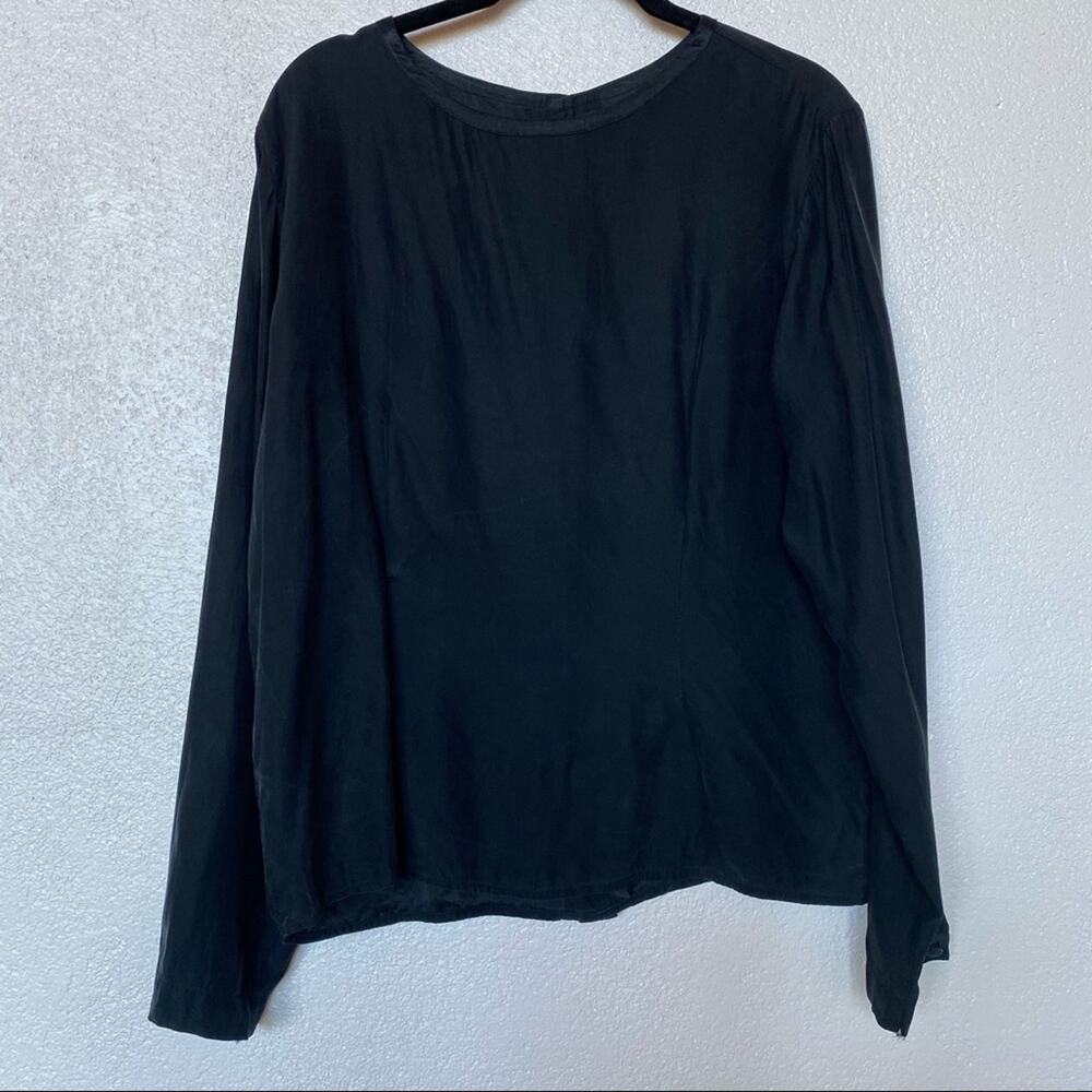 Geoffrey Beene Sport 100% Silk Button Back Blouse Size 10